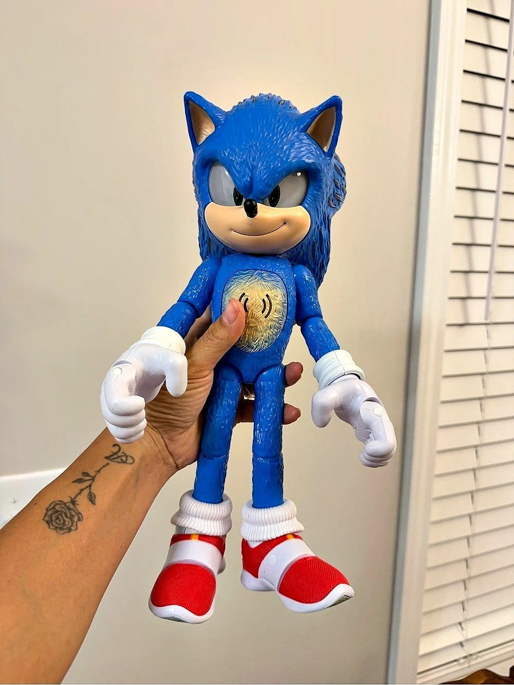 Jakks Pacific Sonic the Hedgehog action figure Blue & Red Action Figure